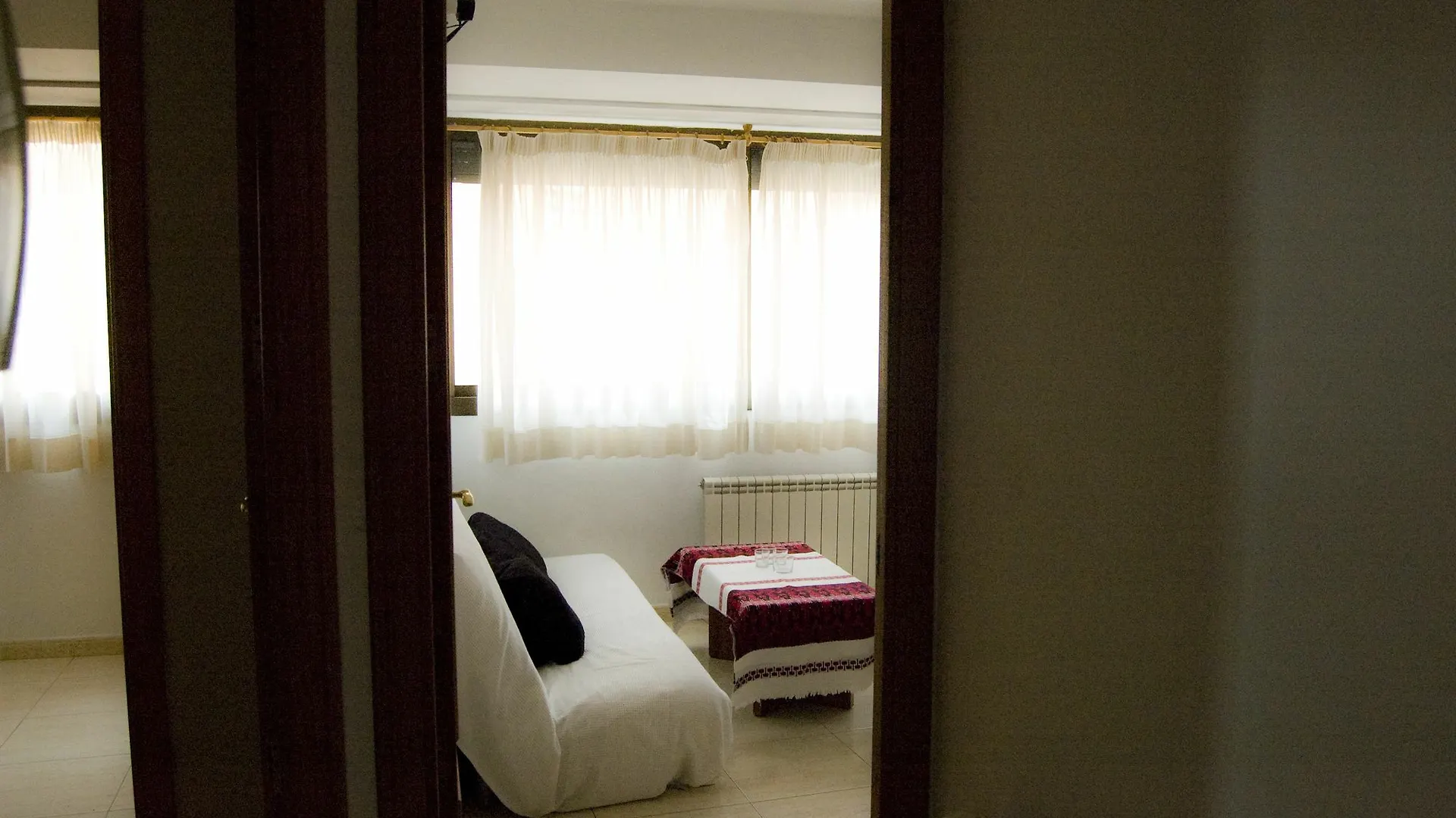 Apartamentos AR Easy Oliva Lloret de Mar 0*,  España