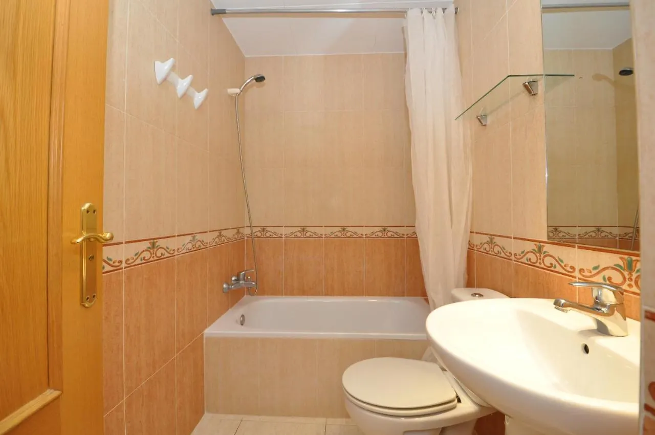 Apartamentos Ar Easy Oliva 료렛 드 마르